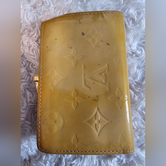 Louis Vuitton Monogrammed Gold Vernis Bifold Wallet Authentic Preloved - Picture 6 of 16